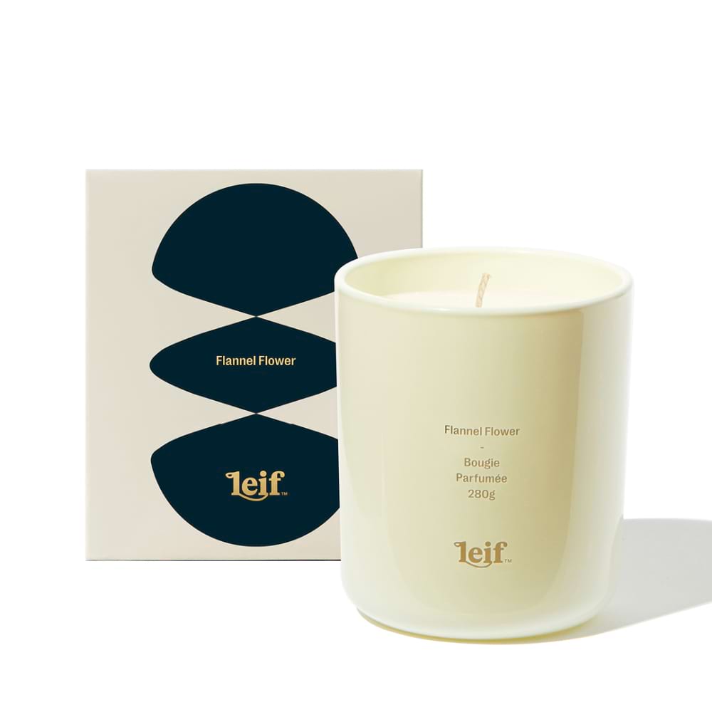 Flannel Flower Candle 