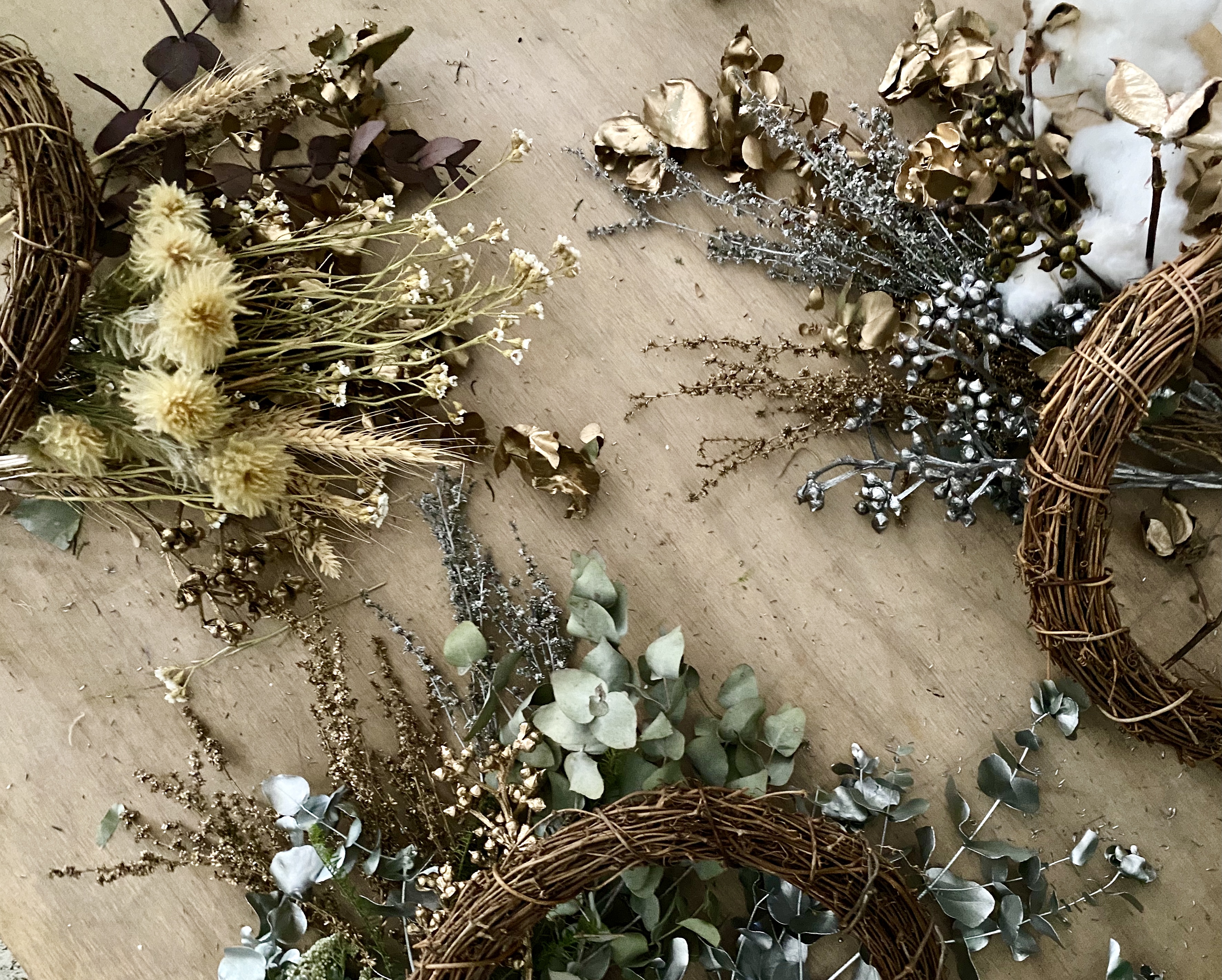Merchant & Green Christmas Wreath DIY Kit 2021